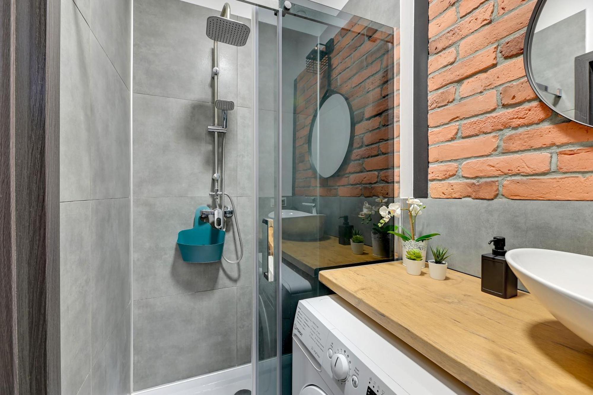 Apartment Stacja 24/7 *